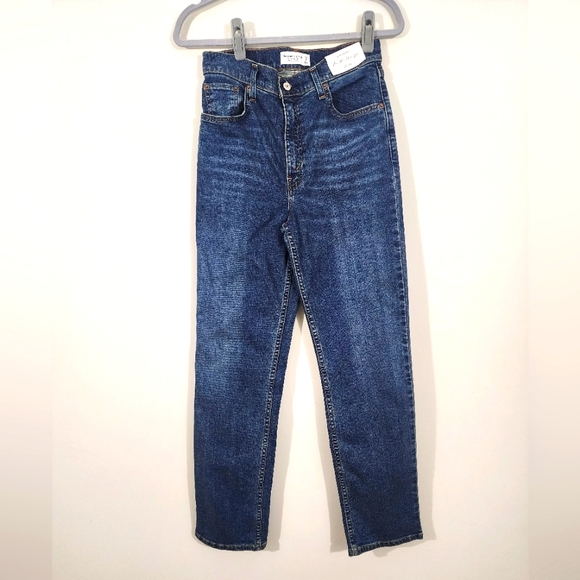 Abercrombie & Fitch Women's Blue Jeans - Picture 1 of 9